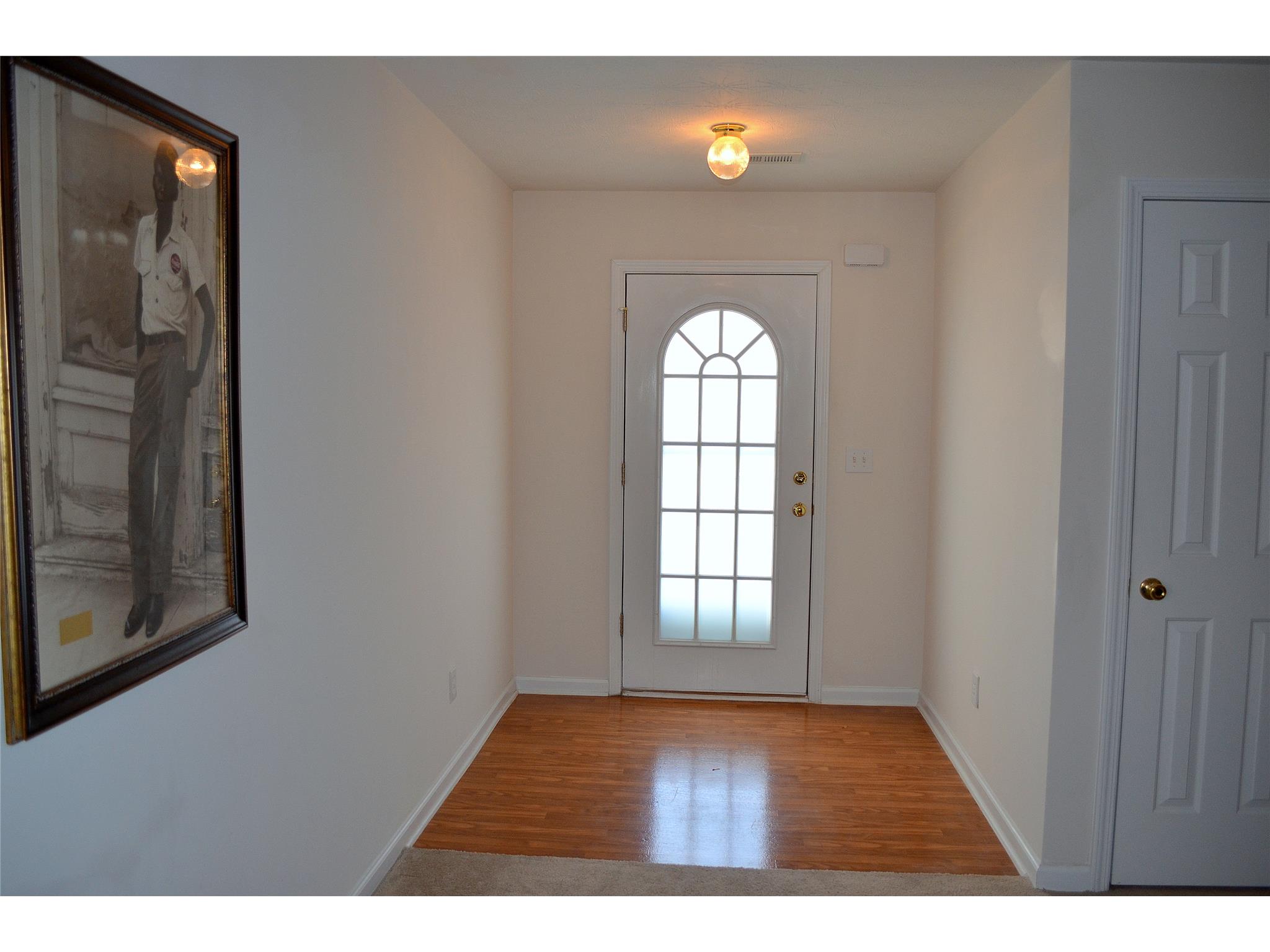 105 Lassiter Dr, Covington, GA 30016 photo 2