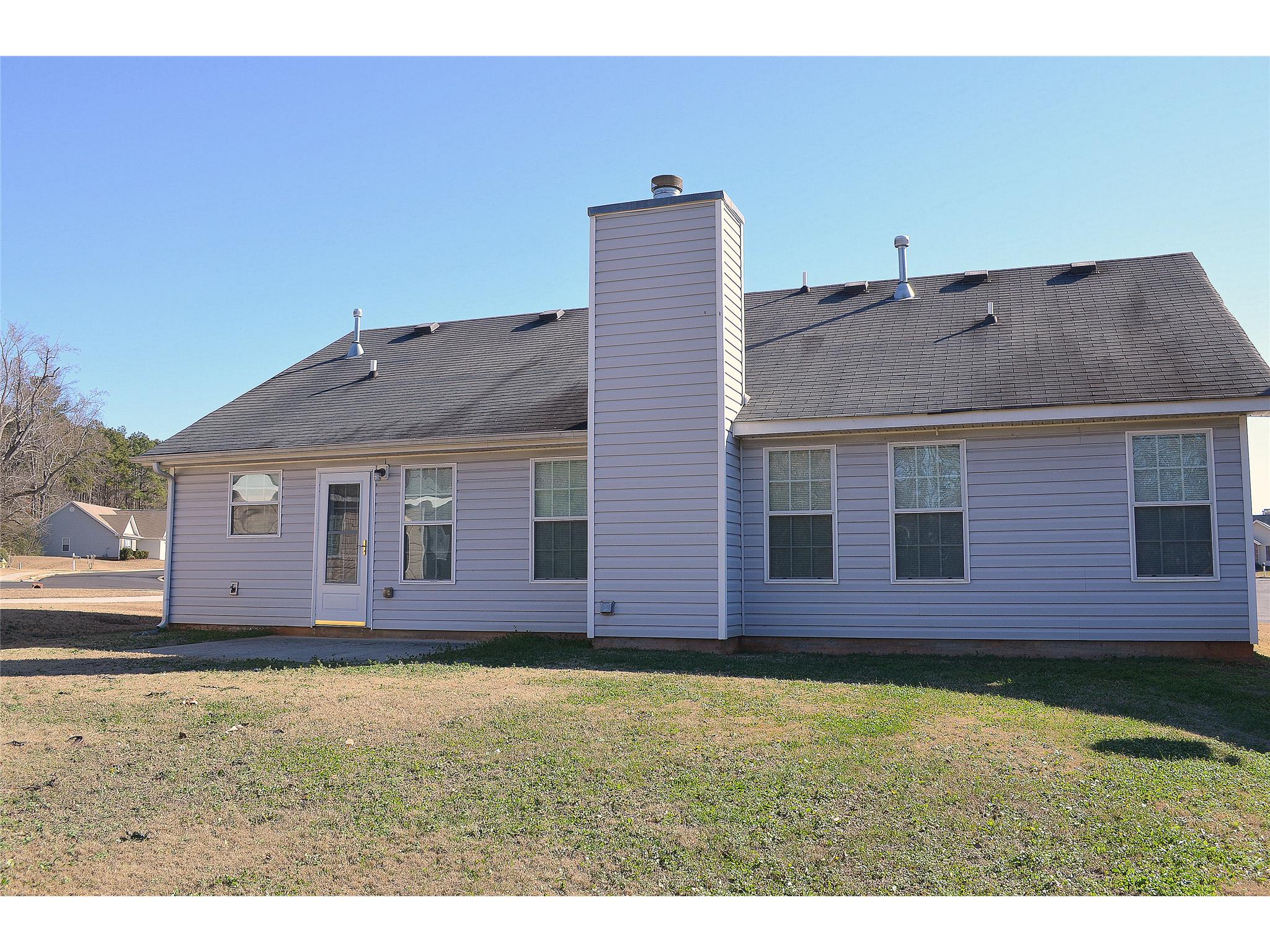 105 Lassiter Dr, Covington, GA 30016 photo 12