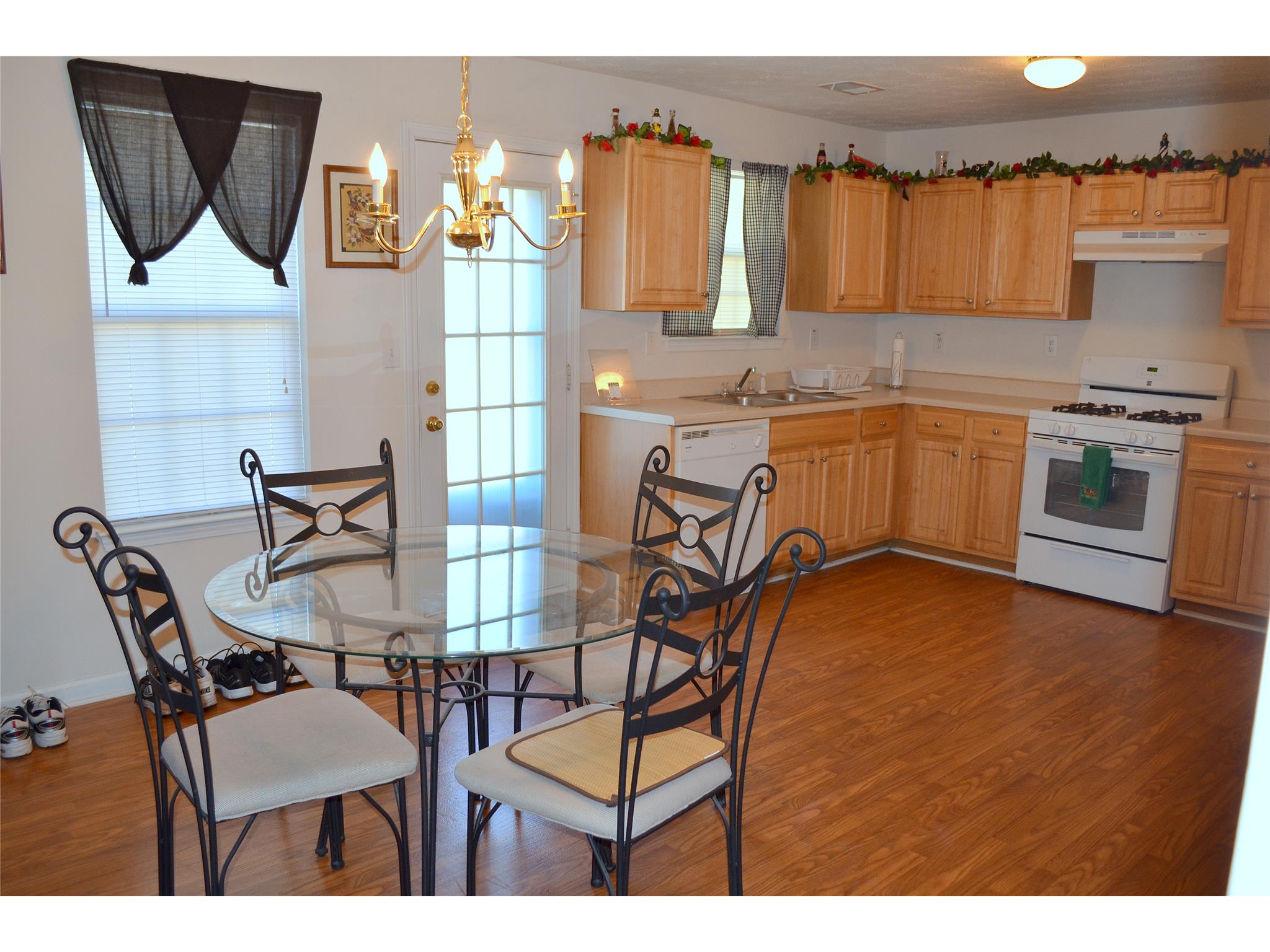 105 Lassiter Dr, Covington, GA 30016 photo 6