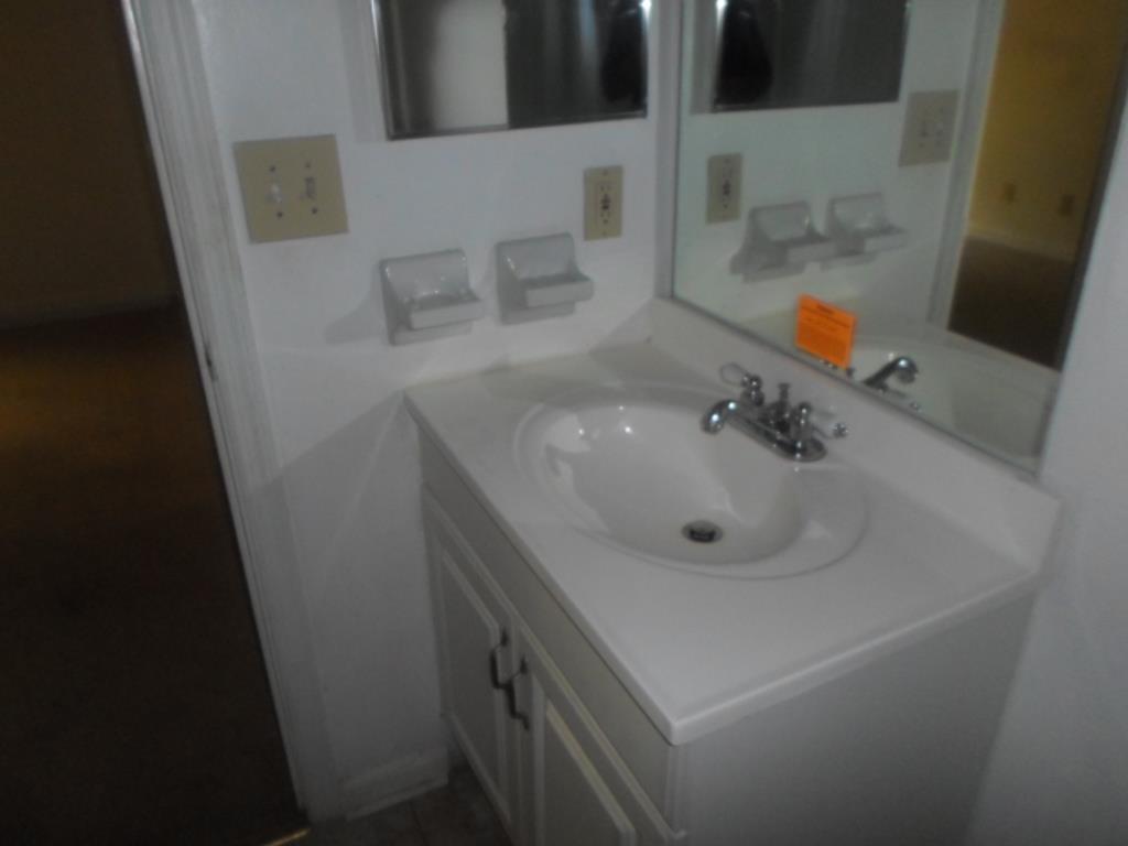 697 Windchase Ln, Stone Mountain, GA 30083 photo 17