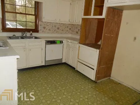 1101 Springdale Rd, Dublin, GA 31021 photo 5