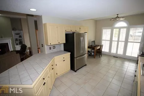 84 North Shr, Lagrange, GA 30240 photo 10