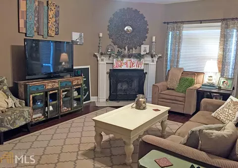 2076 Barberry Dr, Buford, GA 30519 photo 3