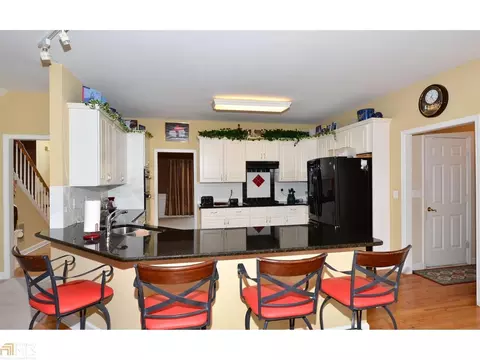 219 Twickenham Trce, Suwanee, GA 30024 photo 9