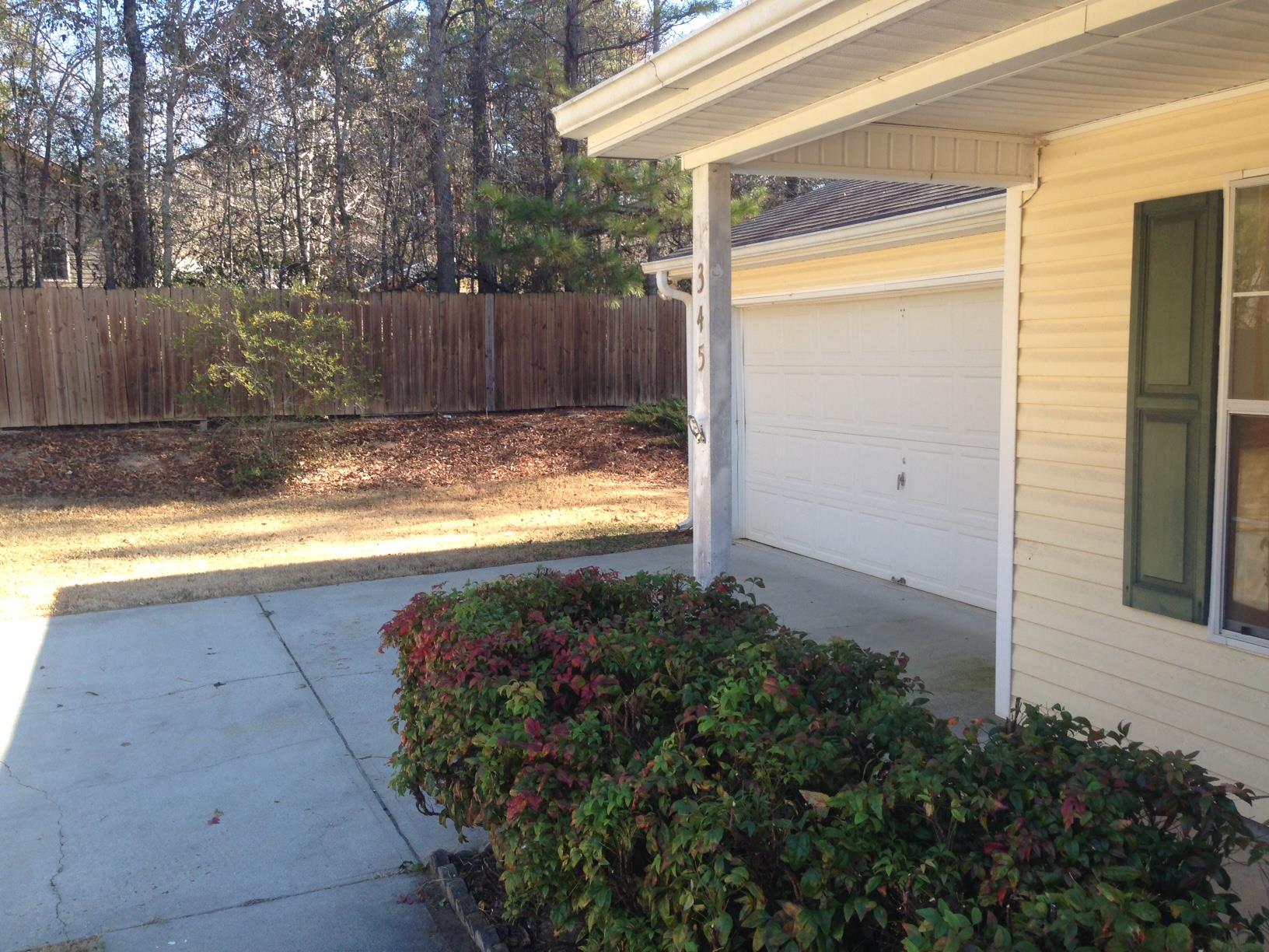 345 Walker Dr, Monroe, GA 30655 photo 3