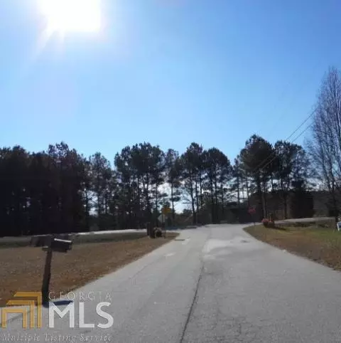 80 White Oak Dr, Covington, GA 30016 photo 3