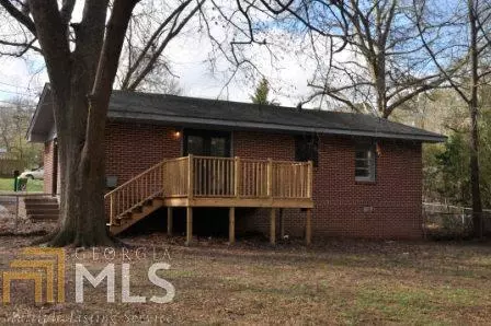 121 Hill St, Winder, GA 30680 photo 4