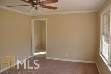 121 Hill St, Winder, GA 30680 photo 9