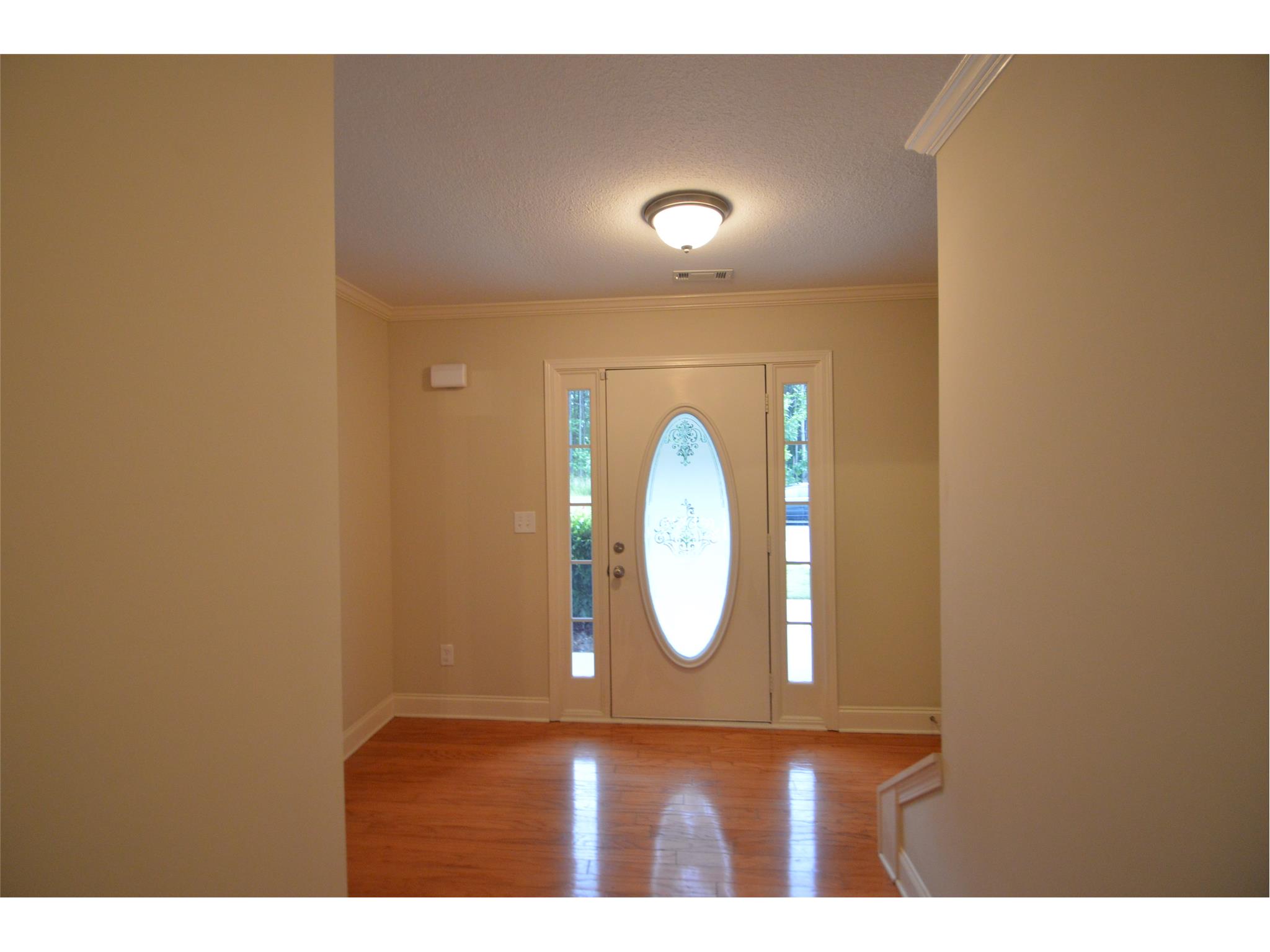2011 Massey Ln, Winder, GA 30680 photo 2