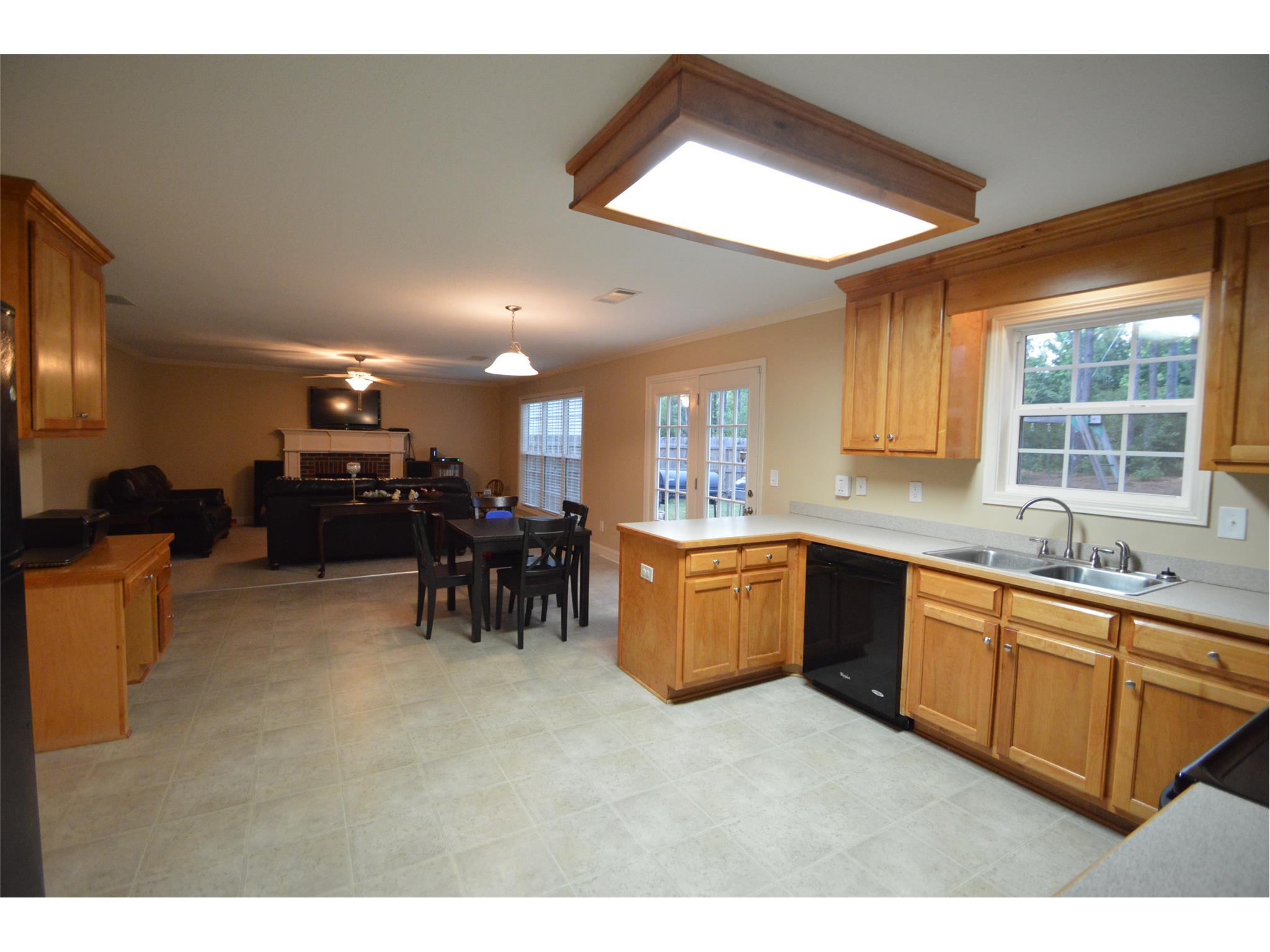 2011 Massey Ln, Winder, GA 30680 photo 10