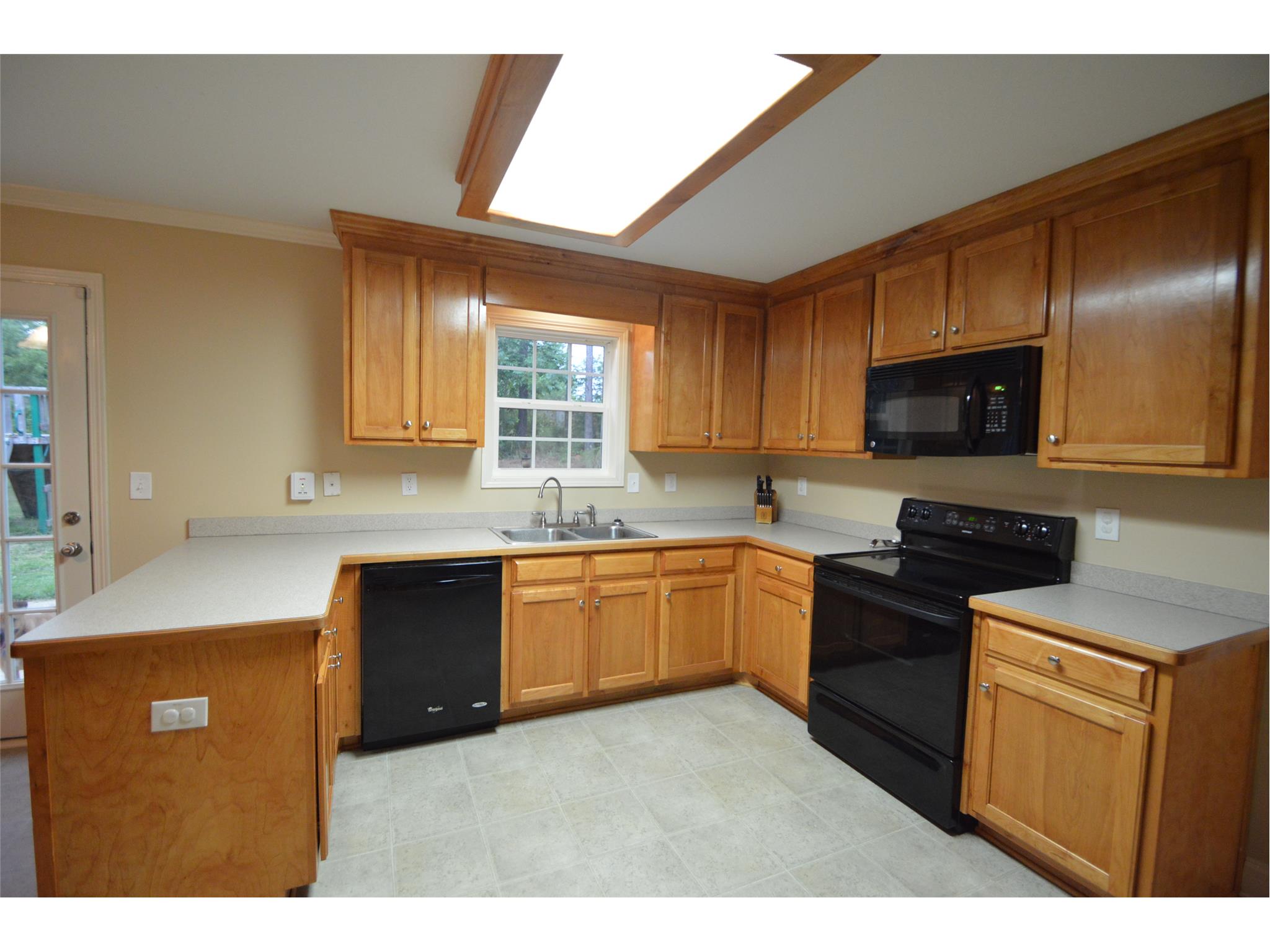 2011 Massey Ln, Winder, GA 30680 photo 11
