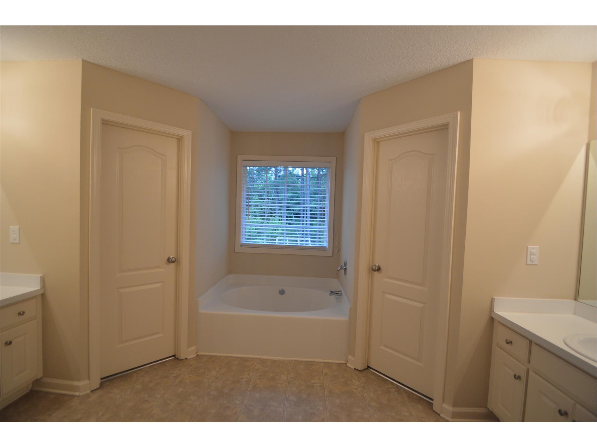 2011 Massey Ln, Winder, GA 30680 photo 16
