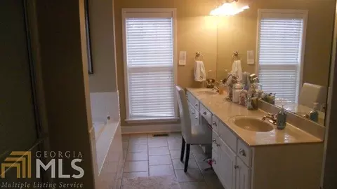 208 Foxridge Dr, Dublin, GA 31021 photo 12