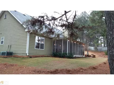 807 Carmon Ct, Winder, GA 30680 photo 3