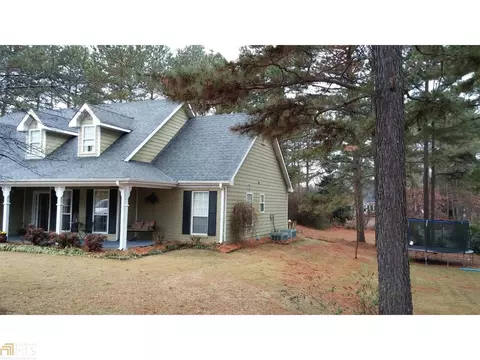 807 Carmon Ct, Winder, GA 30680 photo 2