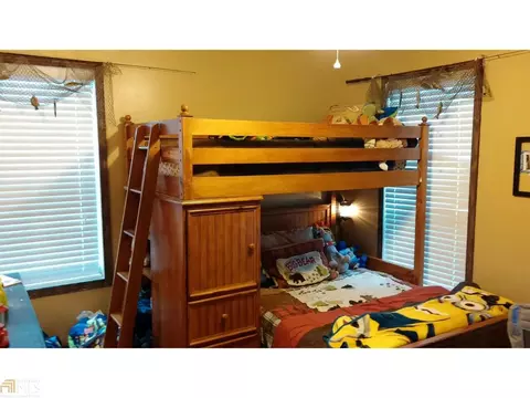 807 Carmon Ct, Winder, GA 30680 photo 16