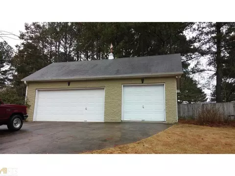 807 Carmon Ct, Winder, GA 30680 photo 6