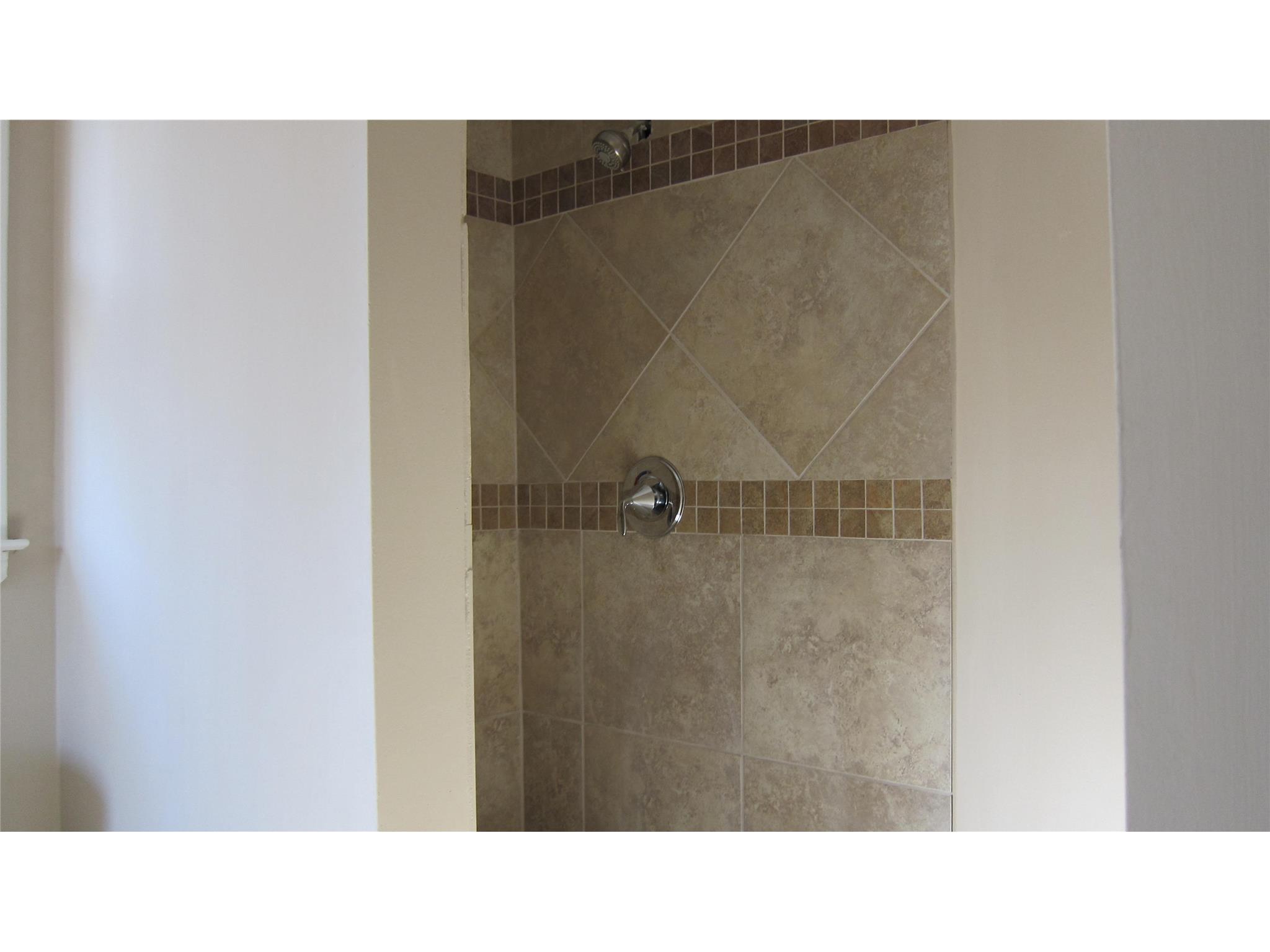 4510 Settles Point Rd, Suwanee, GA 30024 photo 11