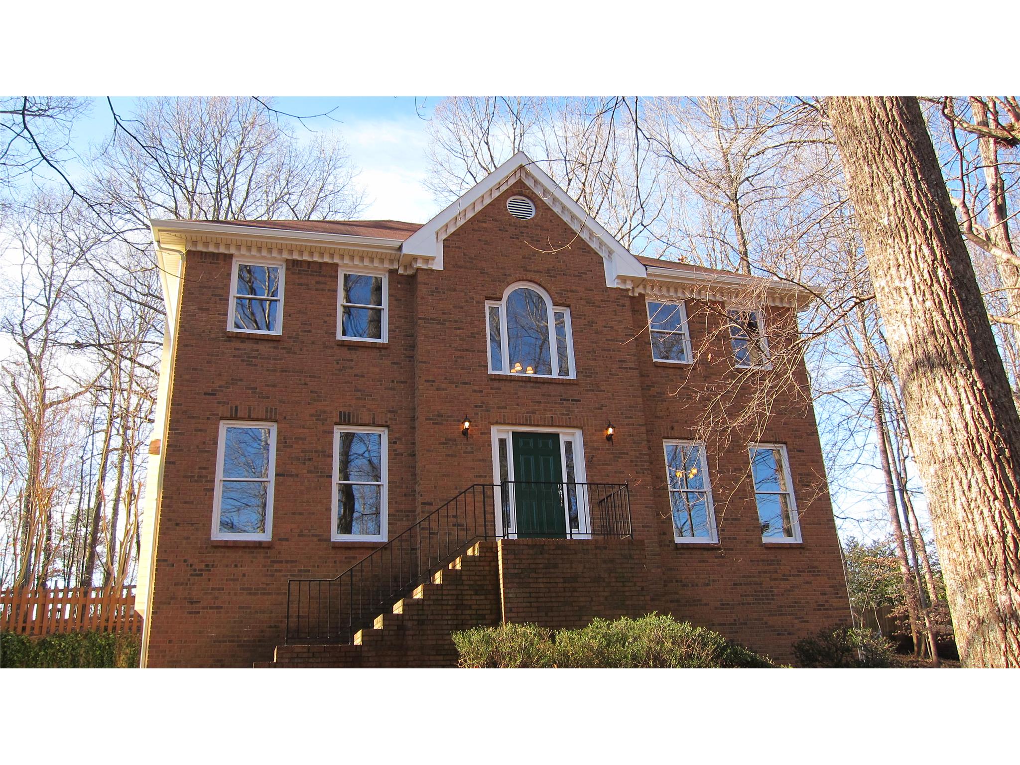 4510 Settles Point Rd, Suwanee, GA 30024 photo 1