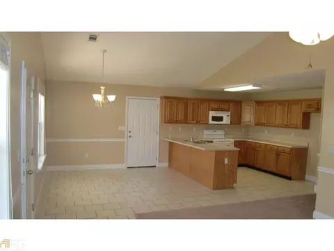 325 Shadow Pond Rd, Dublin, GA 31021 photo 3
