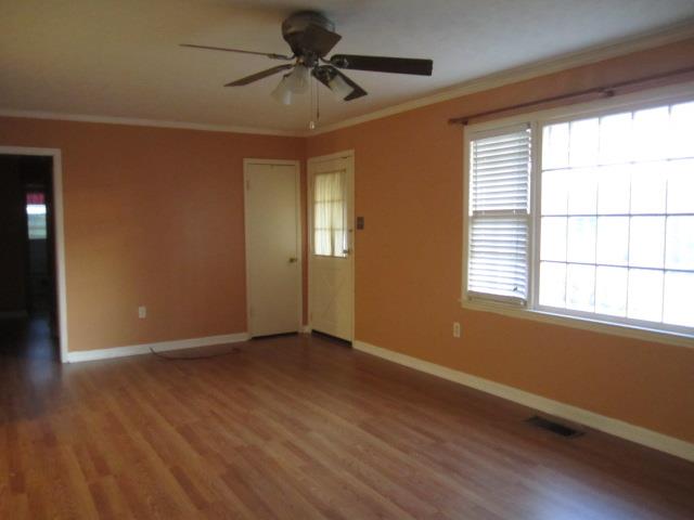 361 Grove St, Barnesville, GA 30204 photo 10