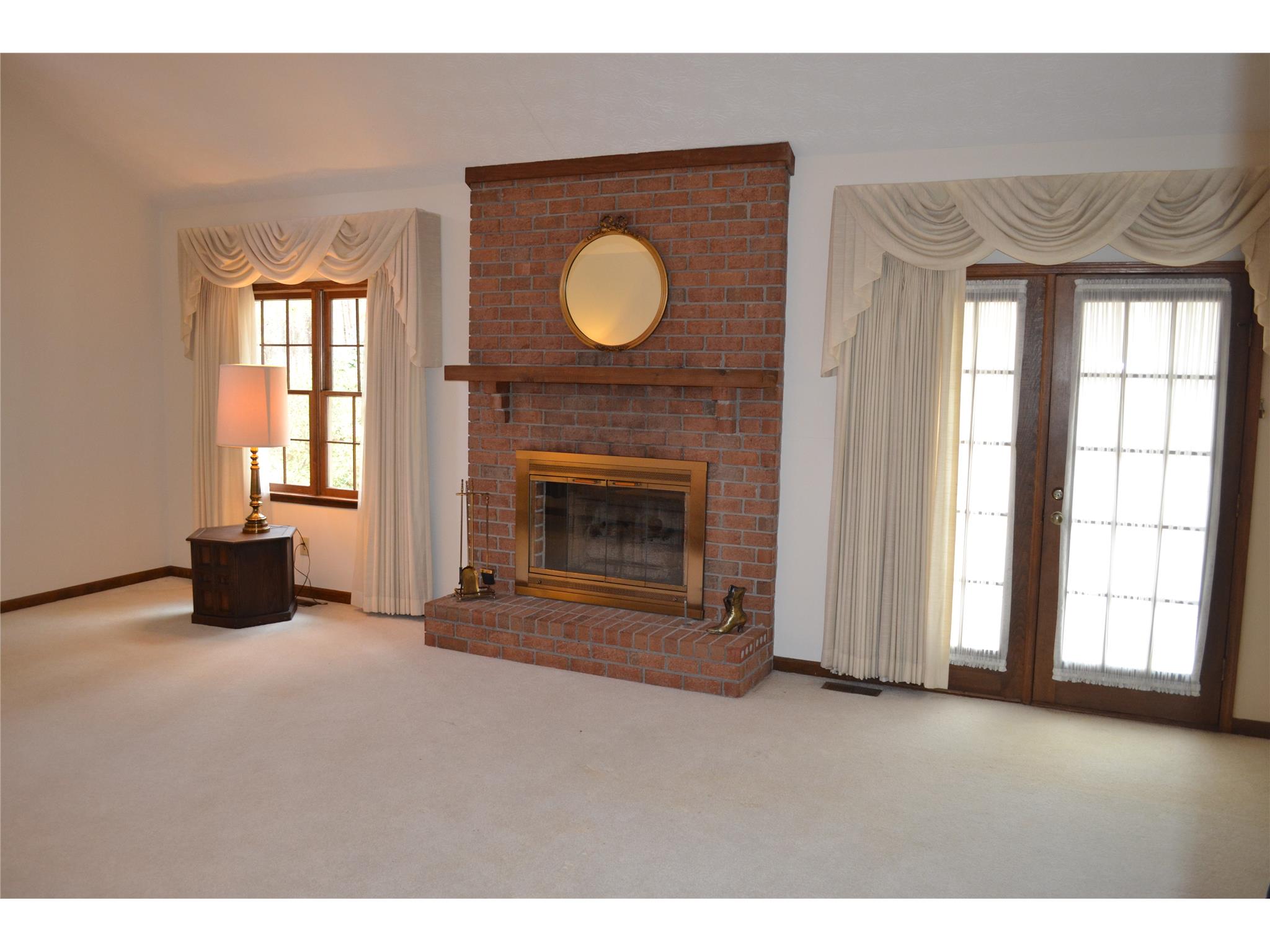 540 Anthony Dr, Tyrone, GA 30290 photo 5