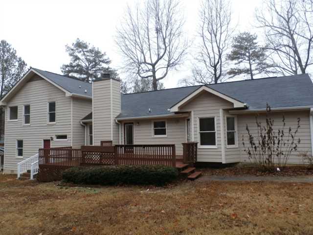 626 Fox Run, Winder, GA 30680 photo 2