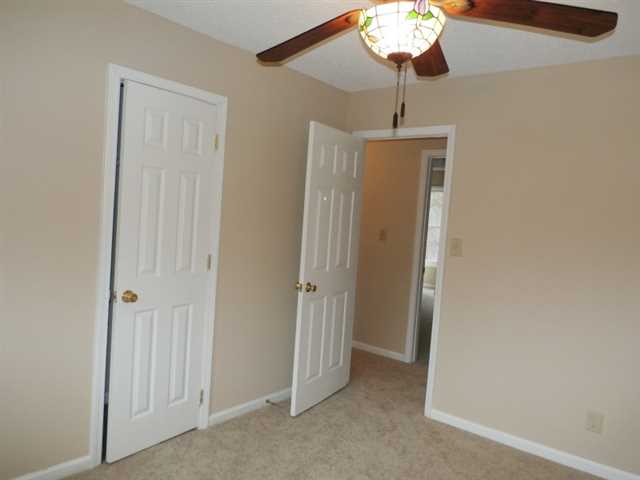626 Fox Run, Winder, GA 30680 photo 11