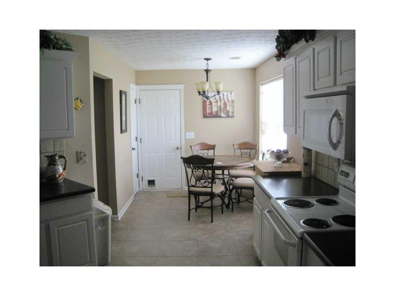 782 Baskins Cir, Winder, GA 30680 photo 5