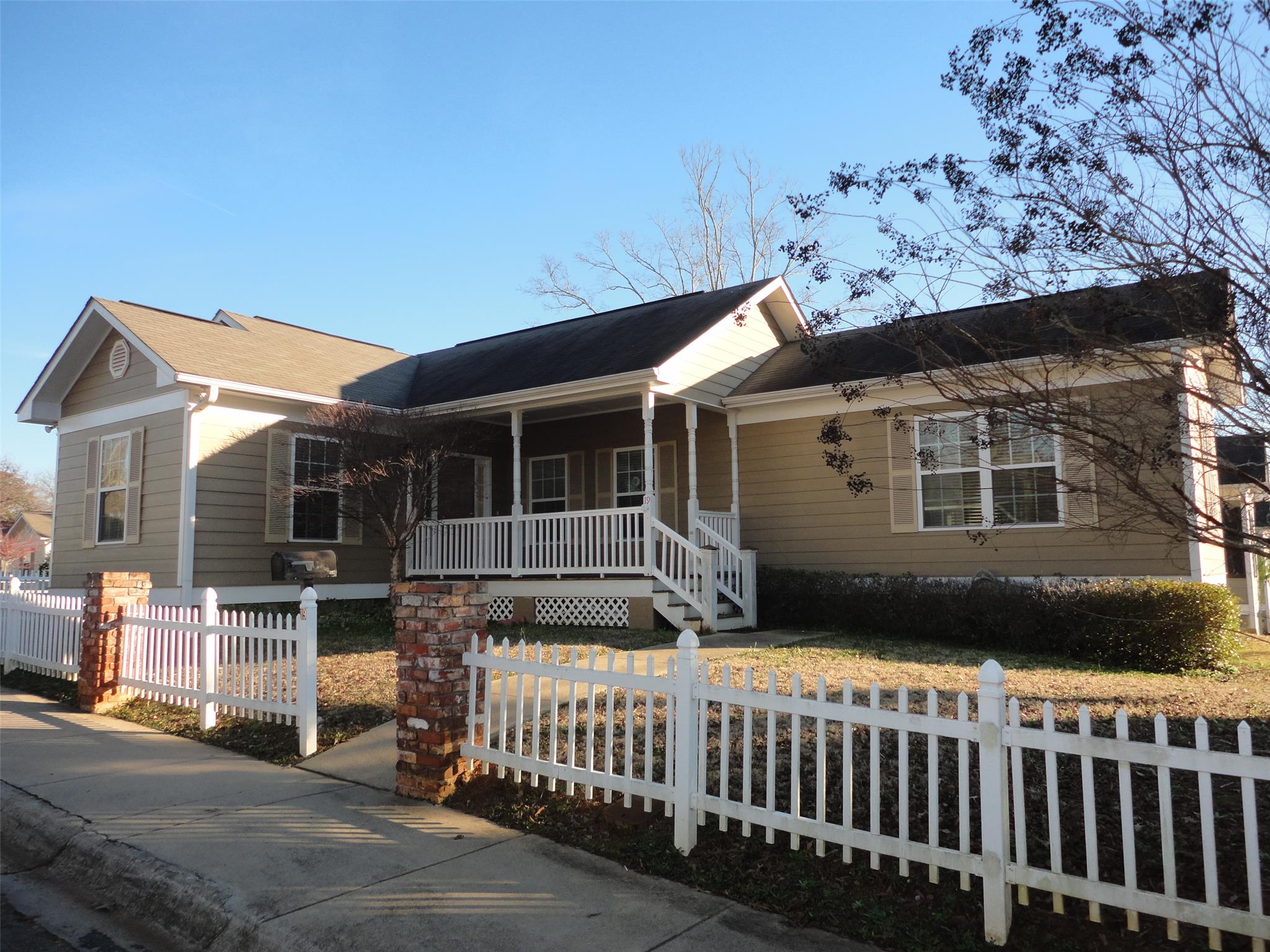 19 Garfield St, Lagrange, GA 30240 photo 1