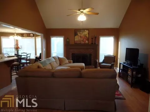 209 Water Oaks Ct, Hampton, GA 30228 photo 5