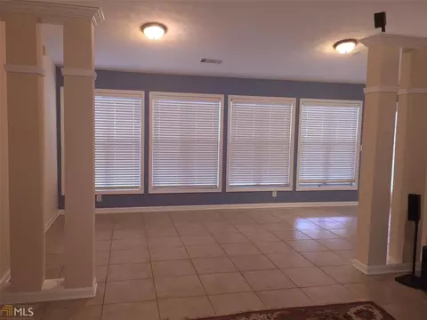 2560 Millerbrook Dr, Duluth, GA 30096 photo 6