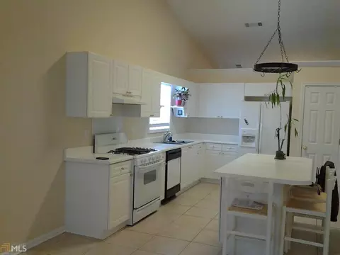 2560 Millerbrook Dr, Duluth, GA 30096 photo 10