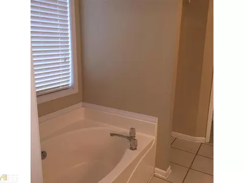 2560 Millerbrook Dr, Duluth, GA 30096 photo 17