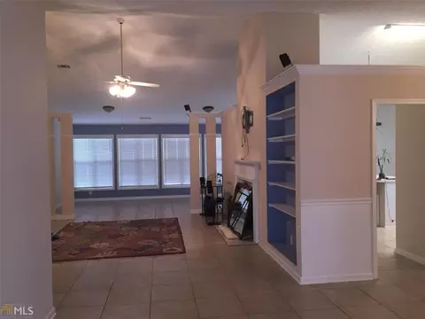 2560 Millerbrook Dr, Duluth, GA 30096 photo 3