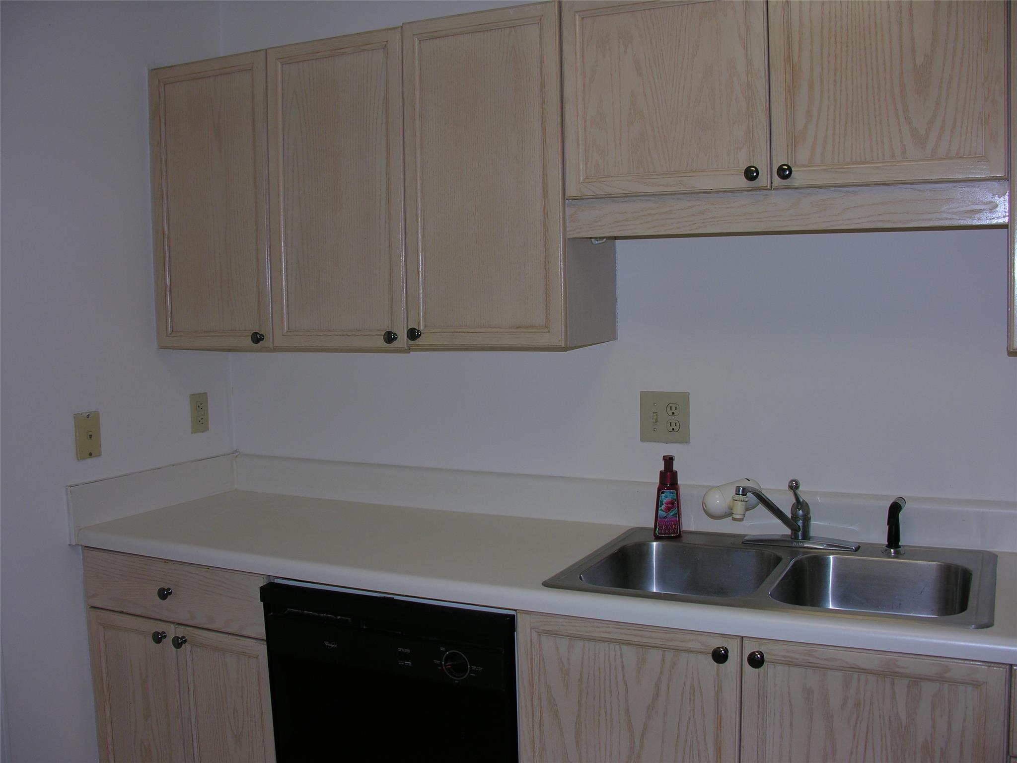 321 Bentley Pl, Tucker, GA 30084 photo 6