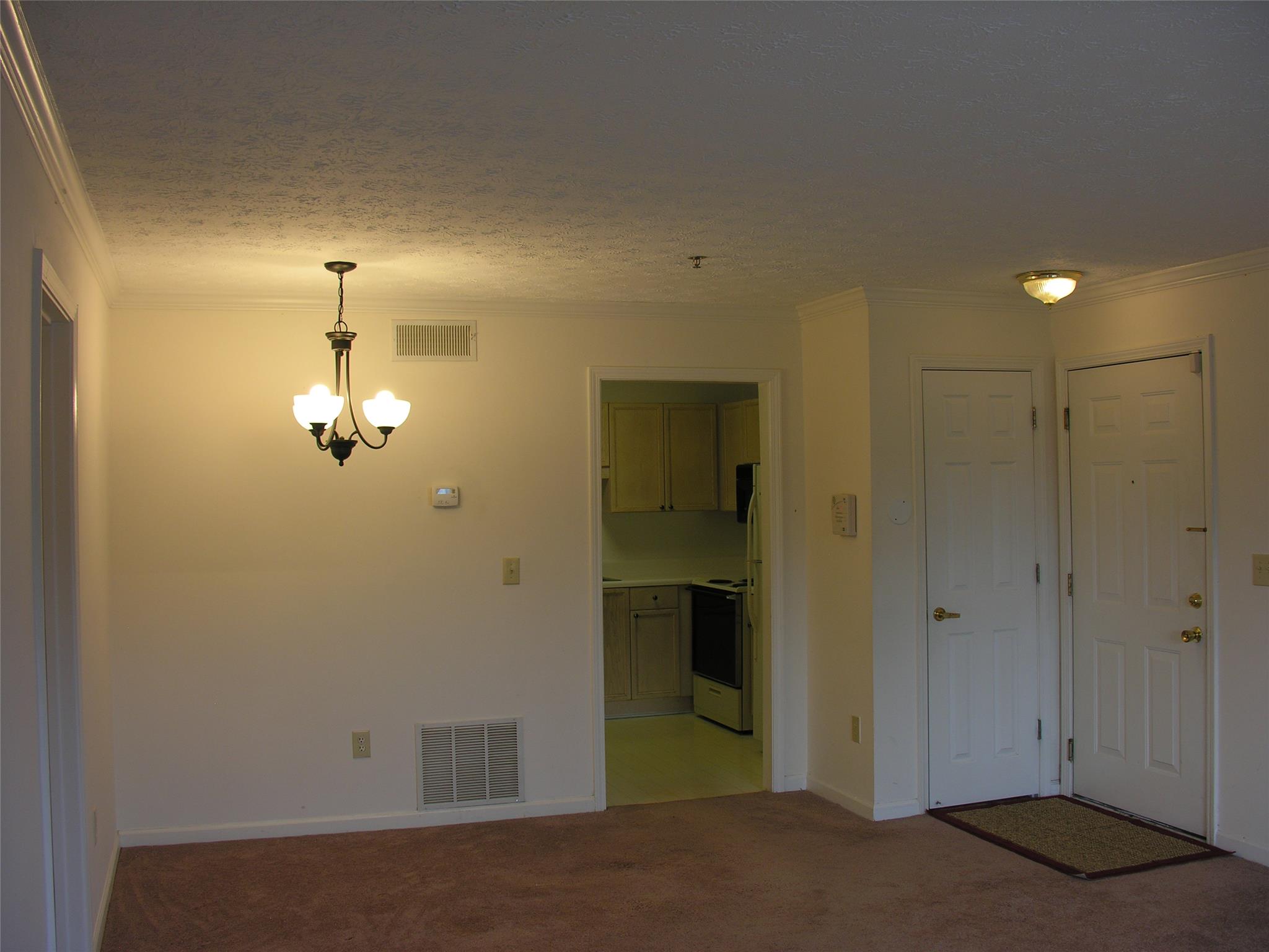 321 Bentley Pl, Tucker, GA 30084 photo 4