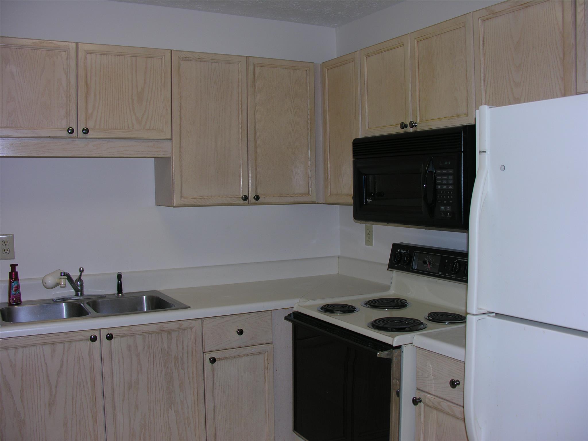 321 Bentley Pl, Tucker, GA 30084 photo 5