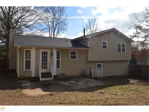 105 Freestone Dr, Newnan, GA 30265 photo 2