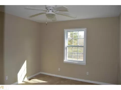 105 Freestone Dr, Newnan, GA 30265 photo 10