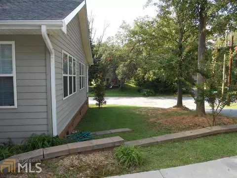 1010 E Tugalo St, Toccoa, GA 30577 photo 4