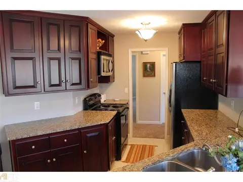 1010 E Tugalo St, Toccoa, GA 30577 photo 14