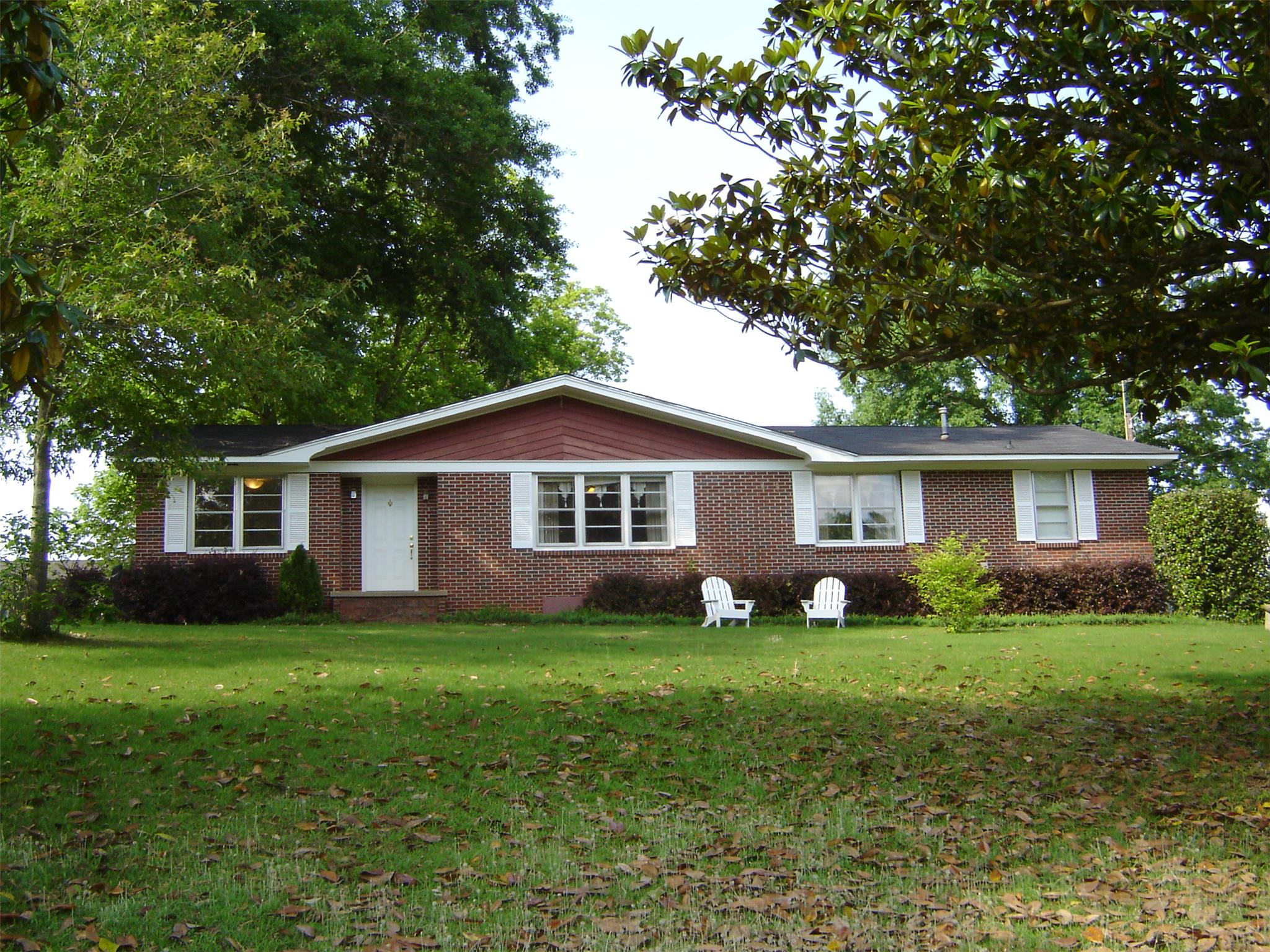 106 Beech St, Valley, AL 36854 photo 1