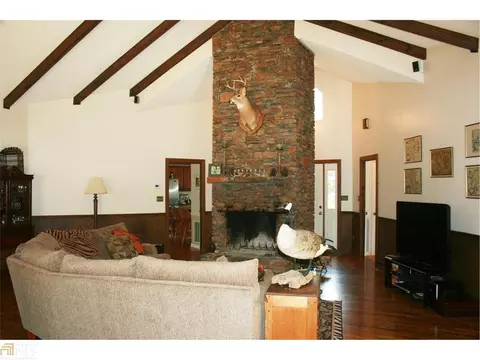 19 Cofield Dr, Lagrange, GA 30240 photo 2