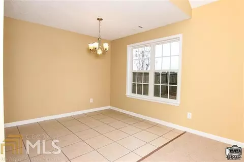 128 Amber Dr, Byron, GA 31008 photo 5
