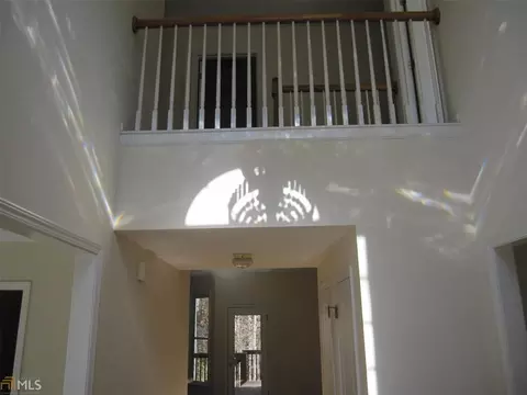 838 Summer Forest Dr, Suwanee, GA 30024 photo 2
