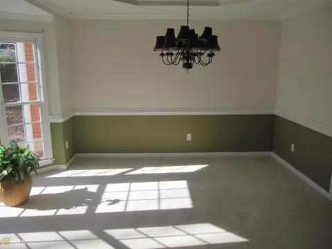 838 Summer Forest Dr, Suwanee, GA 30024 photo 4