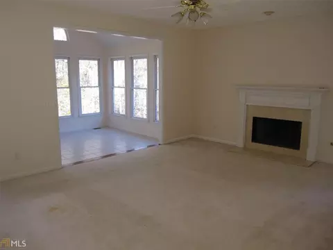838 Summer Forest Dr, Suwanee, GA 30024 photo 9