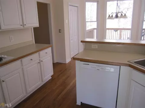 838 Summer Forest Dr, Suwanee, GA 30024 photo 12