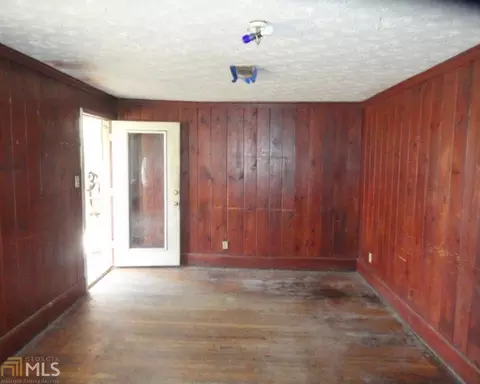 1898 Moore Ln, Gainesville, GA 30507 photo 2